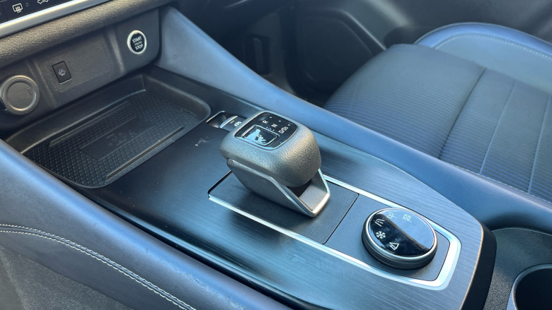 Nissan Qashqai 1.3 DiG-T MH 158 Tekna 5dr 4WD Xtronic Petrol Hatchback